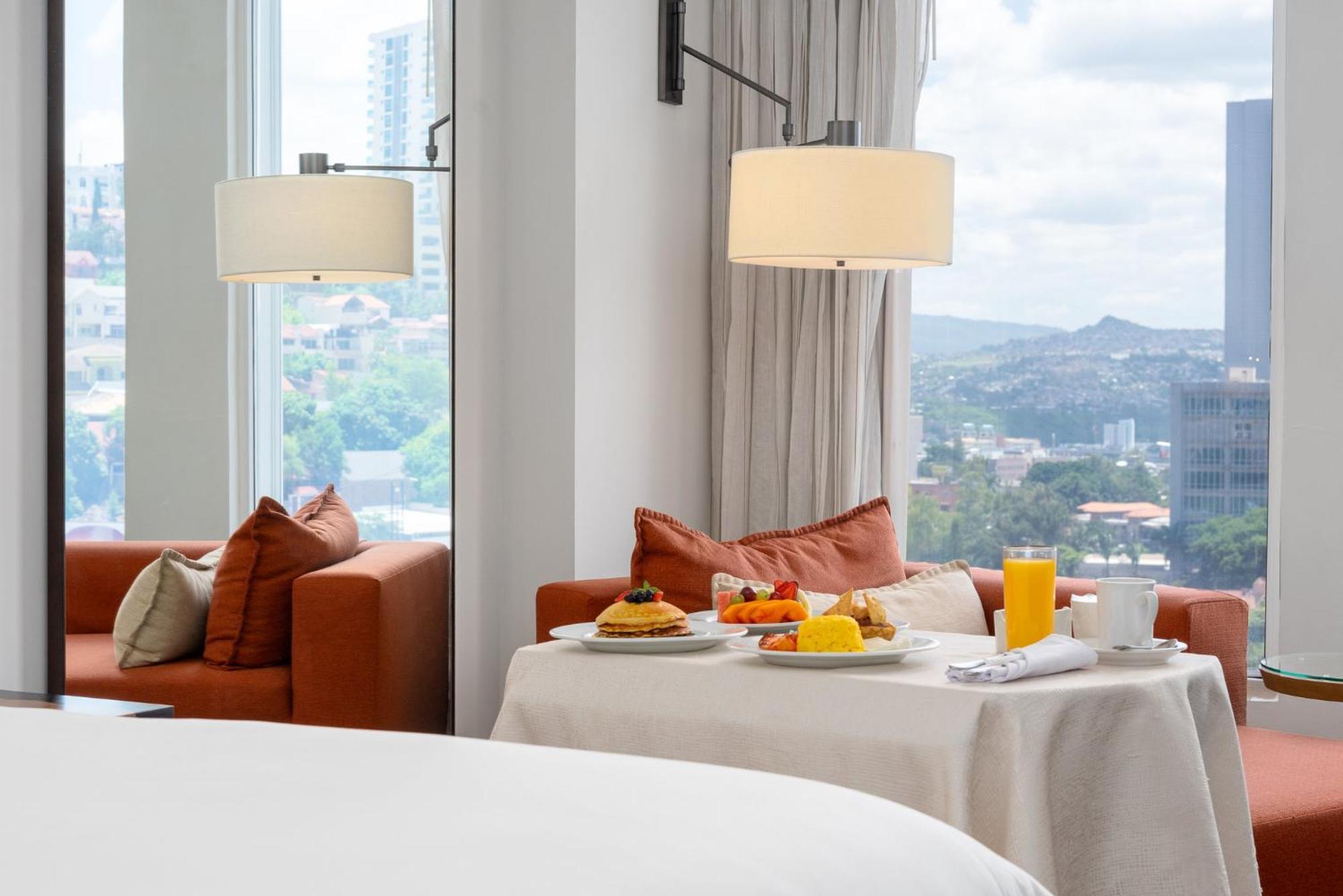Intercontinental Tegucigalpa At Multiplaza Mall By Ihg Exterior foto